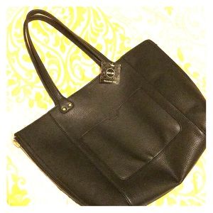 Reversible tote